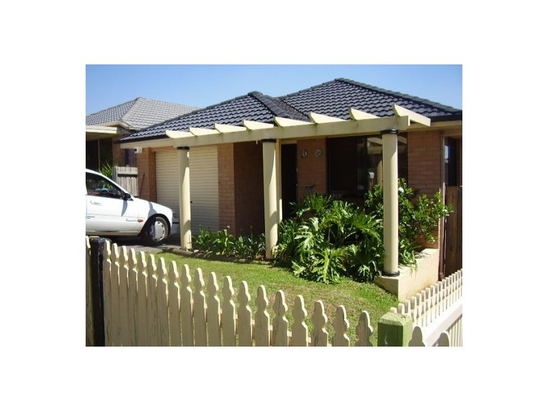 11 Brookview Street, Currans Hill NSW 2567