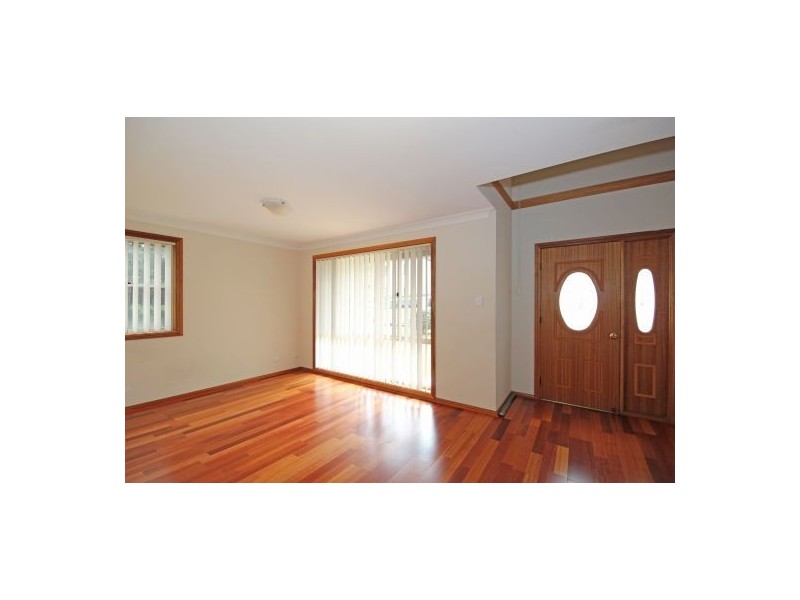 3 Pickets Place, Currans Hill NSW 2567