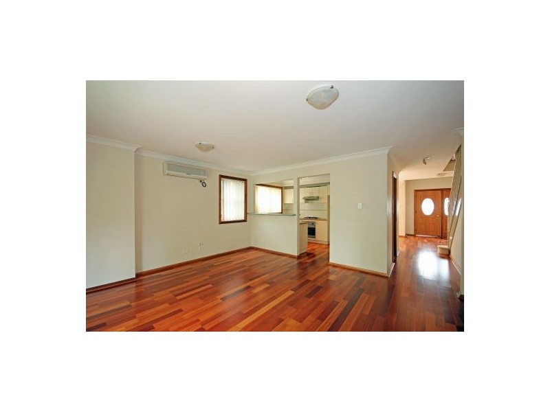 3 Pickets Place, Currans Hill NSW 2567