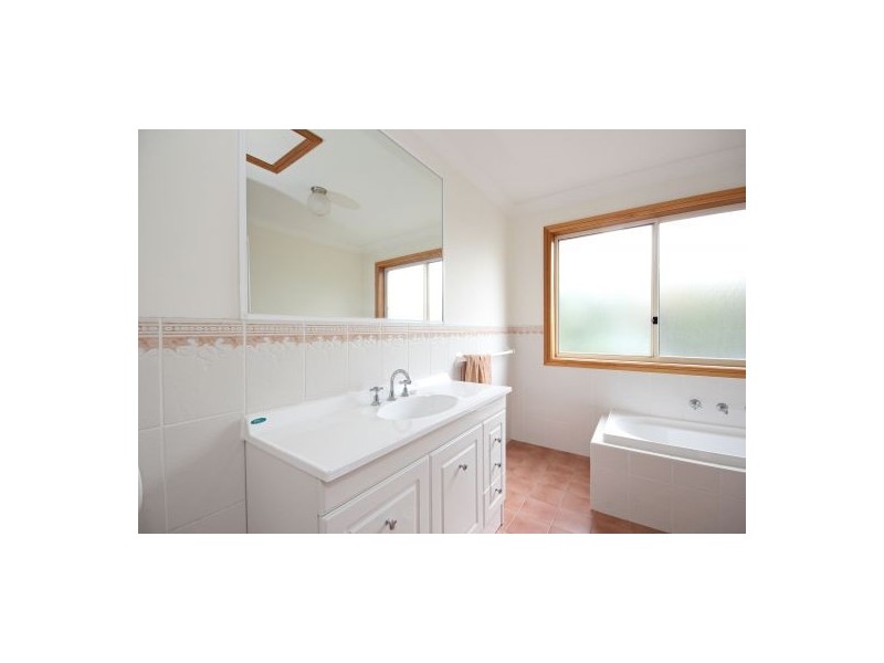 3 Pickets Place, Currans Hill NSW 2567