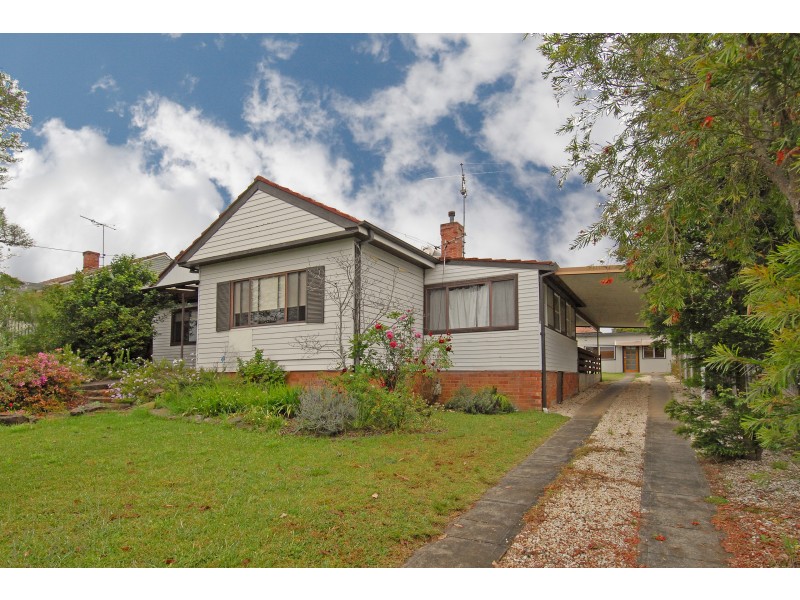 13 Kimbarra Ave, Camden NSW 2570