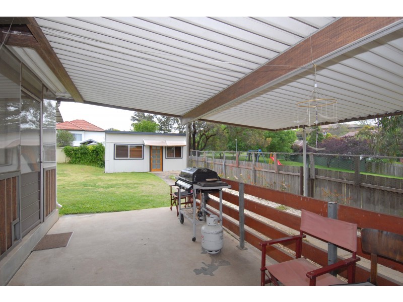 13 Kimbarra Ave, Camden NSW 2570