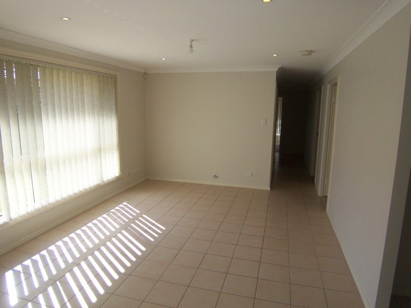 1C Watson Place, Mount Annan NSW 2567