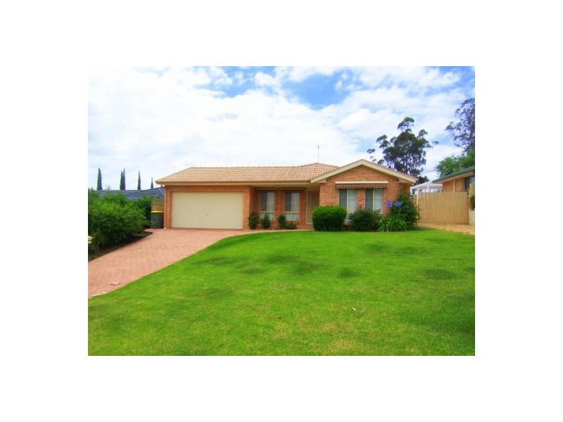 7 Rae Place, Currans Hill NSW 2567