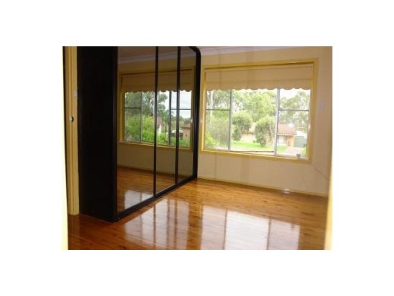 25 Woodlands Cres,, Narellan NSW 2567