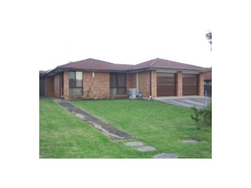 8 Throsby Street, Narellan Vale NSW 2567