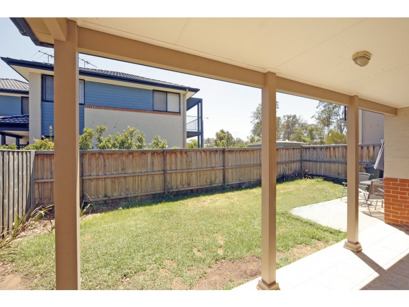 33 Windmill Parade, Currans Hill NSW 2567