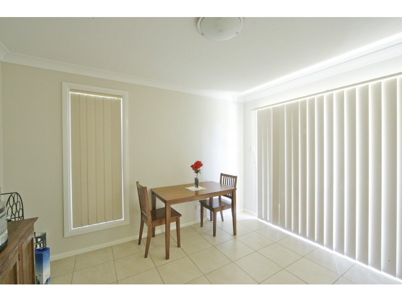 33 Windmill Parade, Currans Hill NSW 2567