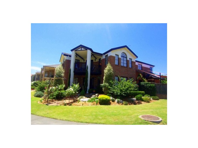16 The Whitewater, Mount Annan NSW 2567