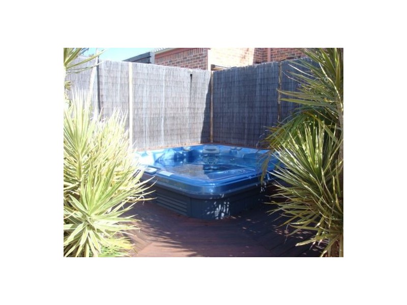 9 The Ponds, Mount Annan NSW 2567