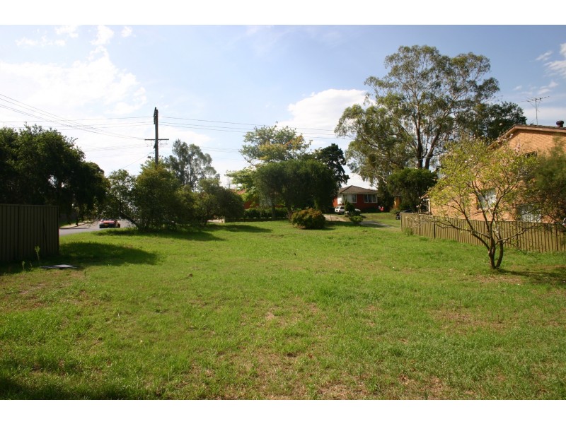 7 Ulmarra Avenue, Camden South NSW 2570