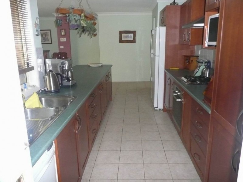 3 Spoonbill Way, Mount Annan NSW 2567