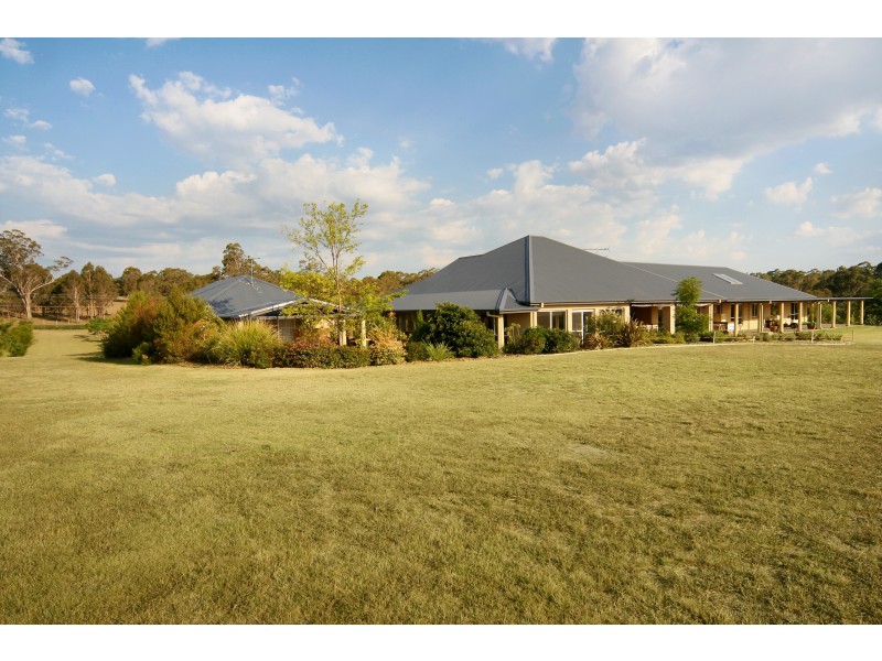 116 Donalds Range Road, Razorback NSW 2571