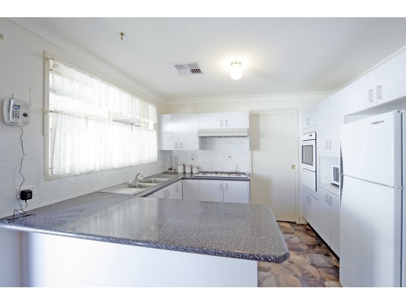 35 Tramway Drive, Currans Hill NSW 2567