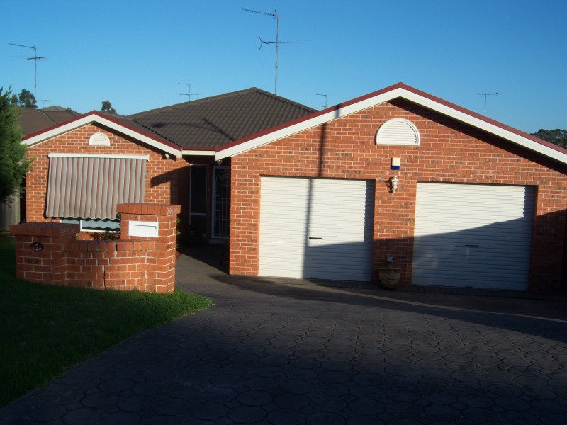 4 Spoonbill Way, Mount Annan NSW 2567