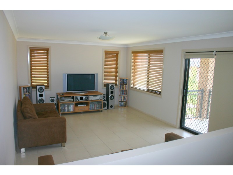 9 Telopea Cct, Mount Annan NSW 2567