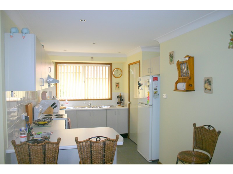 38 Welling Drive, Narellan Vale NSW 2567