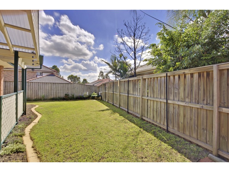 8 Craven Place, Mount Annan NSW 2567