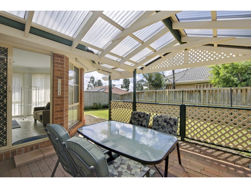 8 Craven Place, Mount Annan NSW 2567