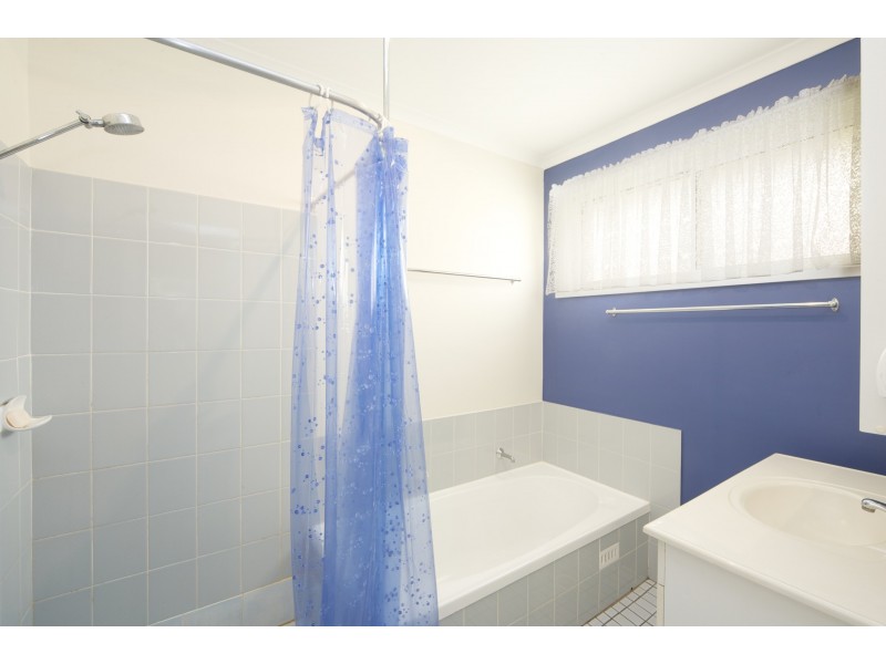 16 Hodges Place, Currans Hill NSW 2567