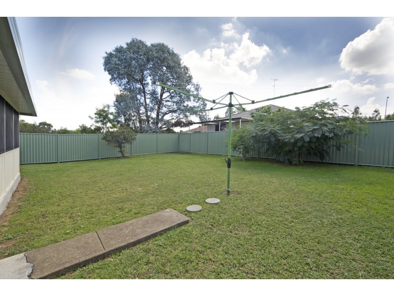 16 Hodges Place, Currans Hill NSW 2567