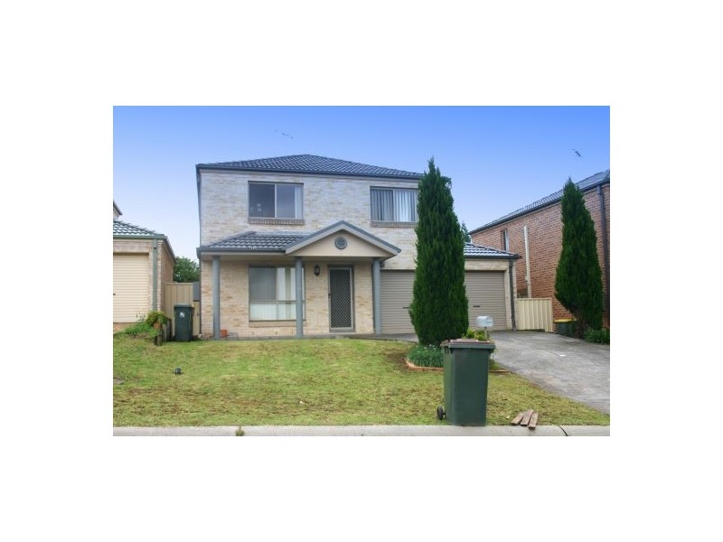 7 Owen Stanley Street, Mount Annan NSW 2567