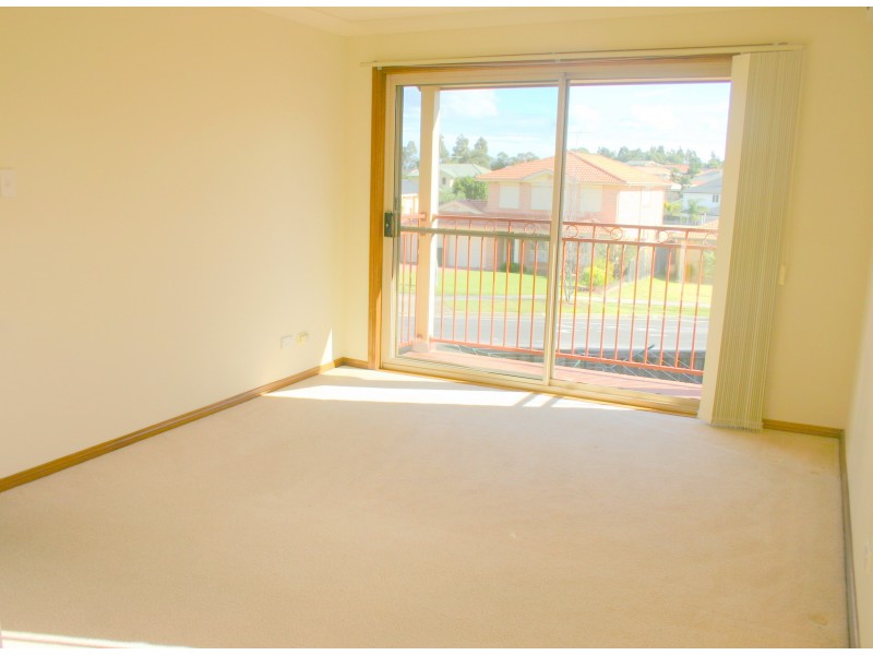 86 GLENFIELD DRIVE, Currans Hill NSW 2567