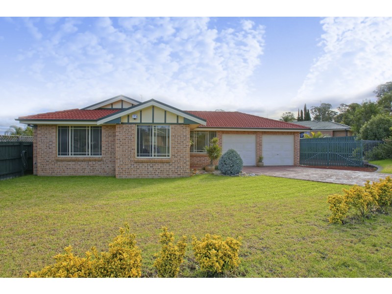 9 Glenfield Drive, Currans Hill NSW 2567