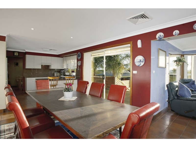 10 Stonebrook Meadows Road, Razorback NSW 2571