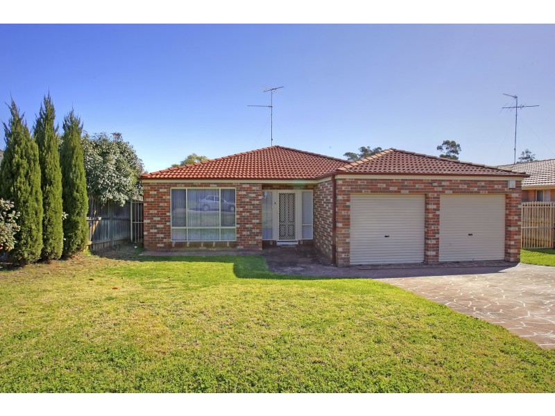 12 Joan Place, Currans Hill NSW 2567
