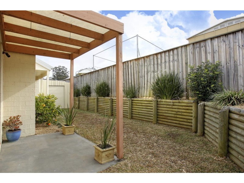 8/18-36 Glenfield Drive, Currans Hill NSW 2567