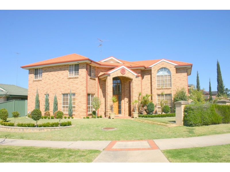 7 Hillside Drive, Harrington Park NSW 2567