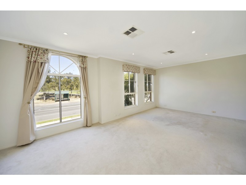 77 Waterworth Drive, Narellan Vale NSW 2567