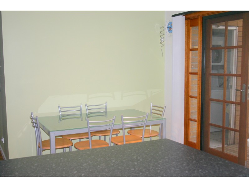 16 Macquarie Ave, Campbelltown NSW 2560