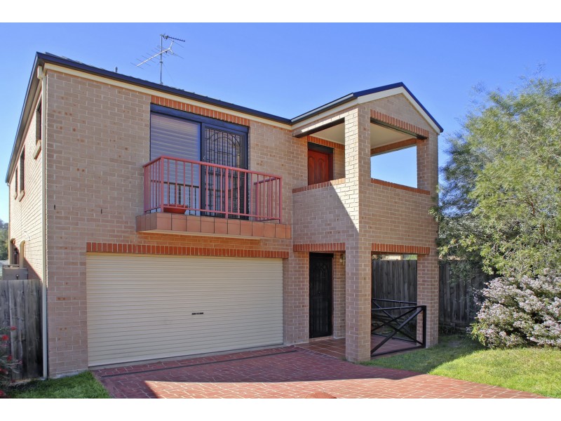 4 Lakeside Street, Currans Hill NSW 2567