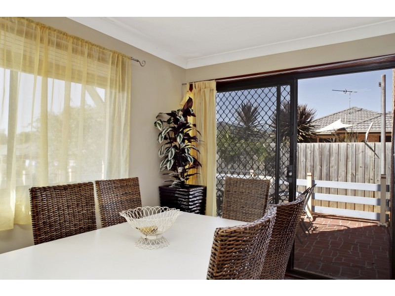 4 Lakeside Street, Currans Hill NSW 2567