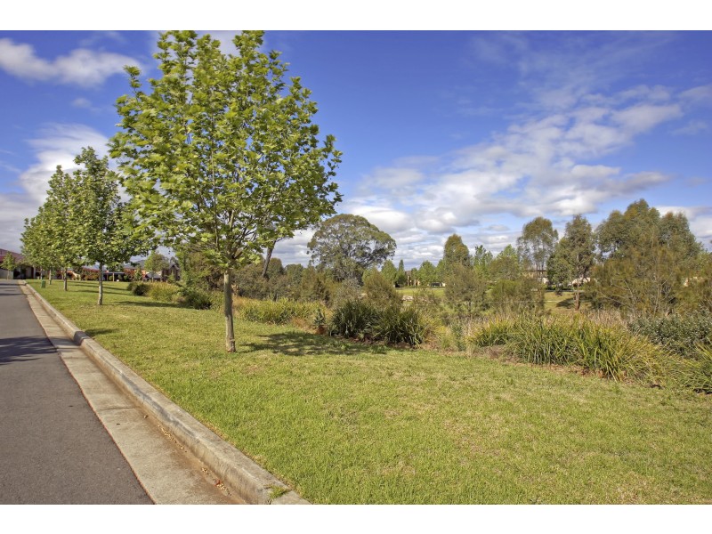 42 Hambledon Circuit, Harrington Park NSW 2567