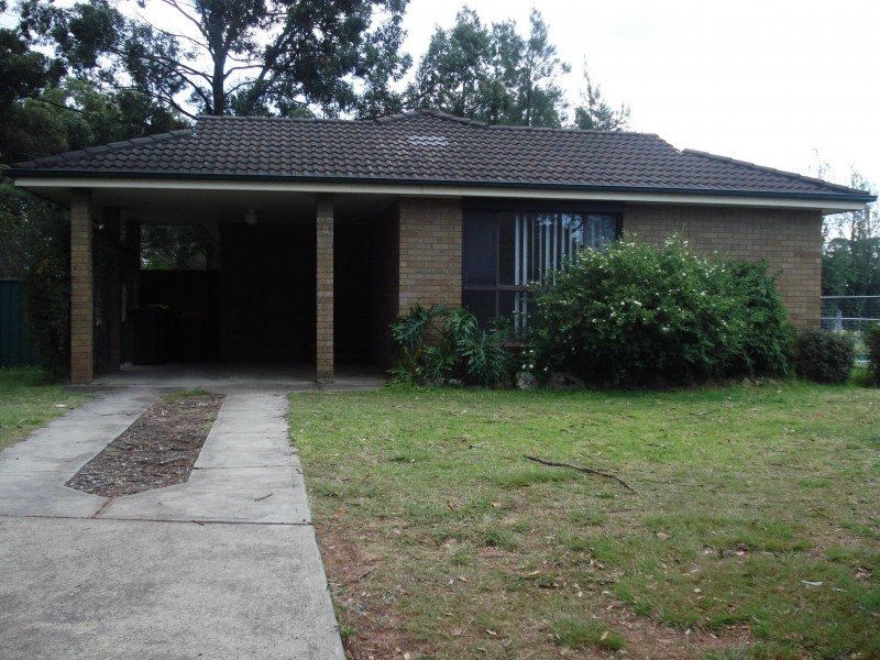 2 Kanangra Crescent, Elderslie NSW 2570