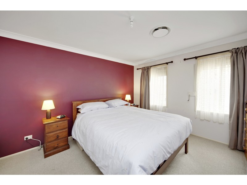 67 Downes Crescent, Currans Hill NSW 2567