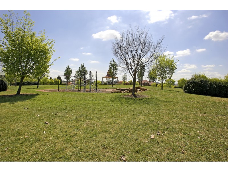 18 Denbigh Place, Harrington Park NSW 2567