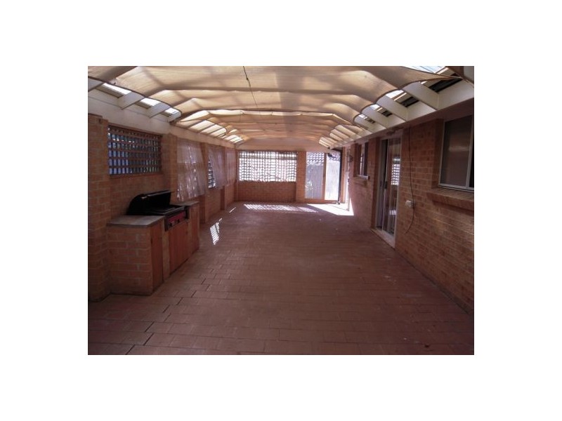 2 Lisa Close, Narellan NSW 2567