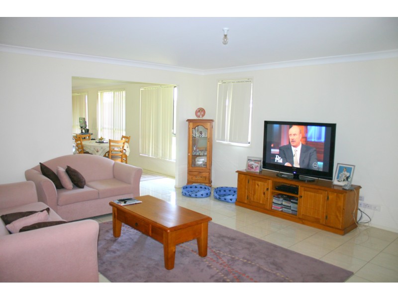4 Antill Close, Camden South NSW 2570
