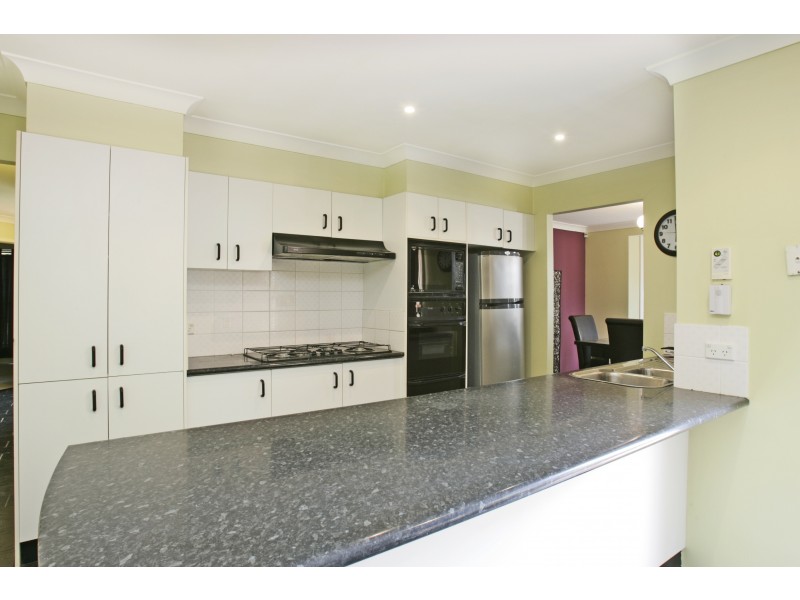 41 Currans Hill Drive, Currans Hill NSW 2567