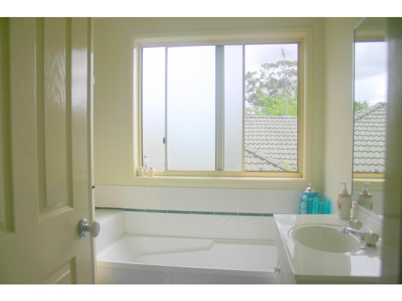 3 Amy Place, Narellan Vale NSW 2567