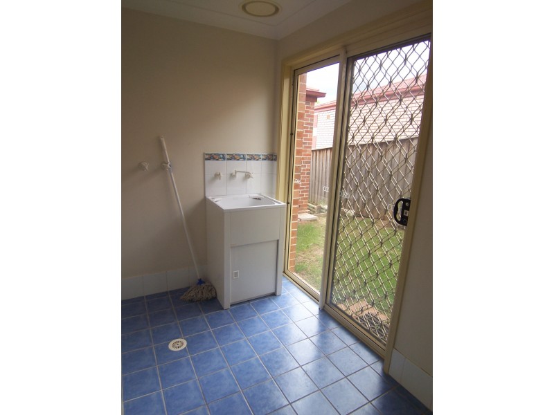 24 The Kraal Dr, Blair Athol NSW 2560