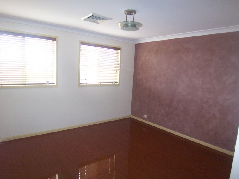 24 The Kraal Dr, Blair Athol NSW 2560