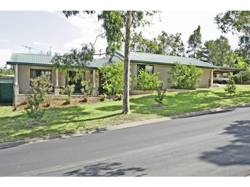 1 Blake Road, Mount Annan NSW 2567