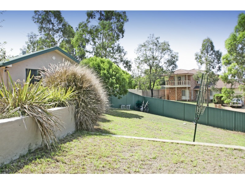 1 Blake Road, Mount Annan NSW 2567