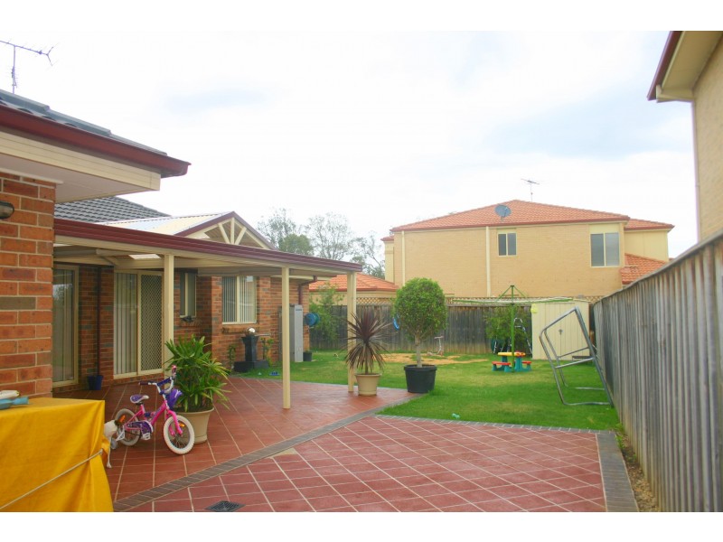 11 Linton Road, Currans Hill NSW 2567