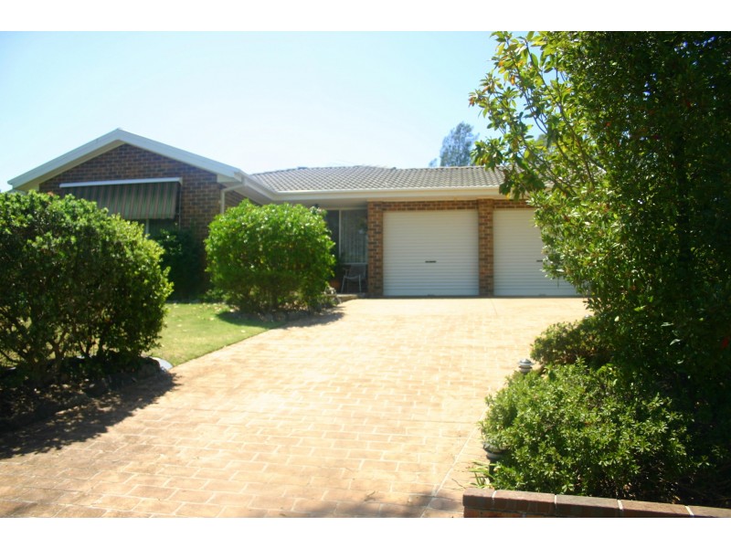 21 Packenham Place, Mount Annan NSW 2567